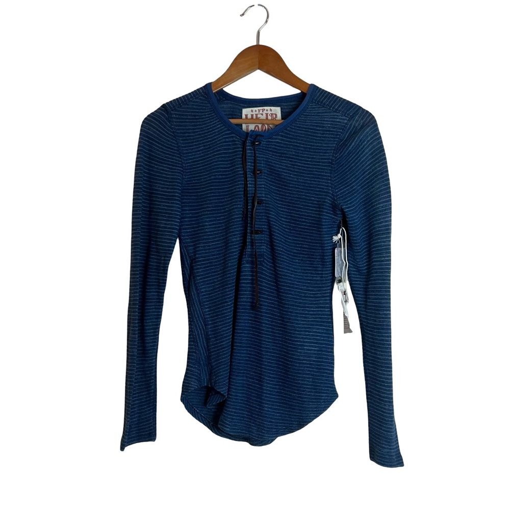 NWT Free people heirloom linen blend knit shirt. Size small